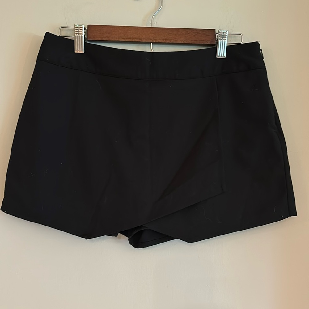 Gap dressy skirt - with hidden zipper on left side